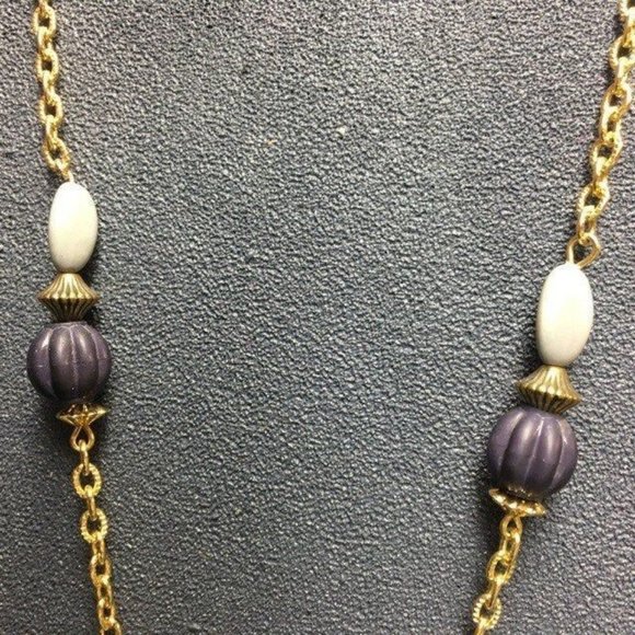 Medallion Pendant Dangle Necklace Gold Chain Purple Peach Cream Retro BoHo - Picture 5 of 8